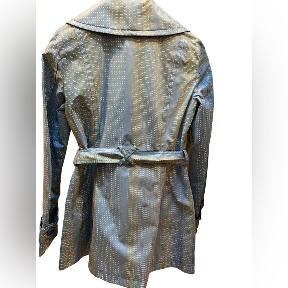 Tulle Women’s Lined blue dotted trench coat in Small - Picture 2 of 15